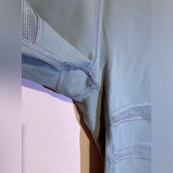 Lululemon legging - Picture 2 of 8